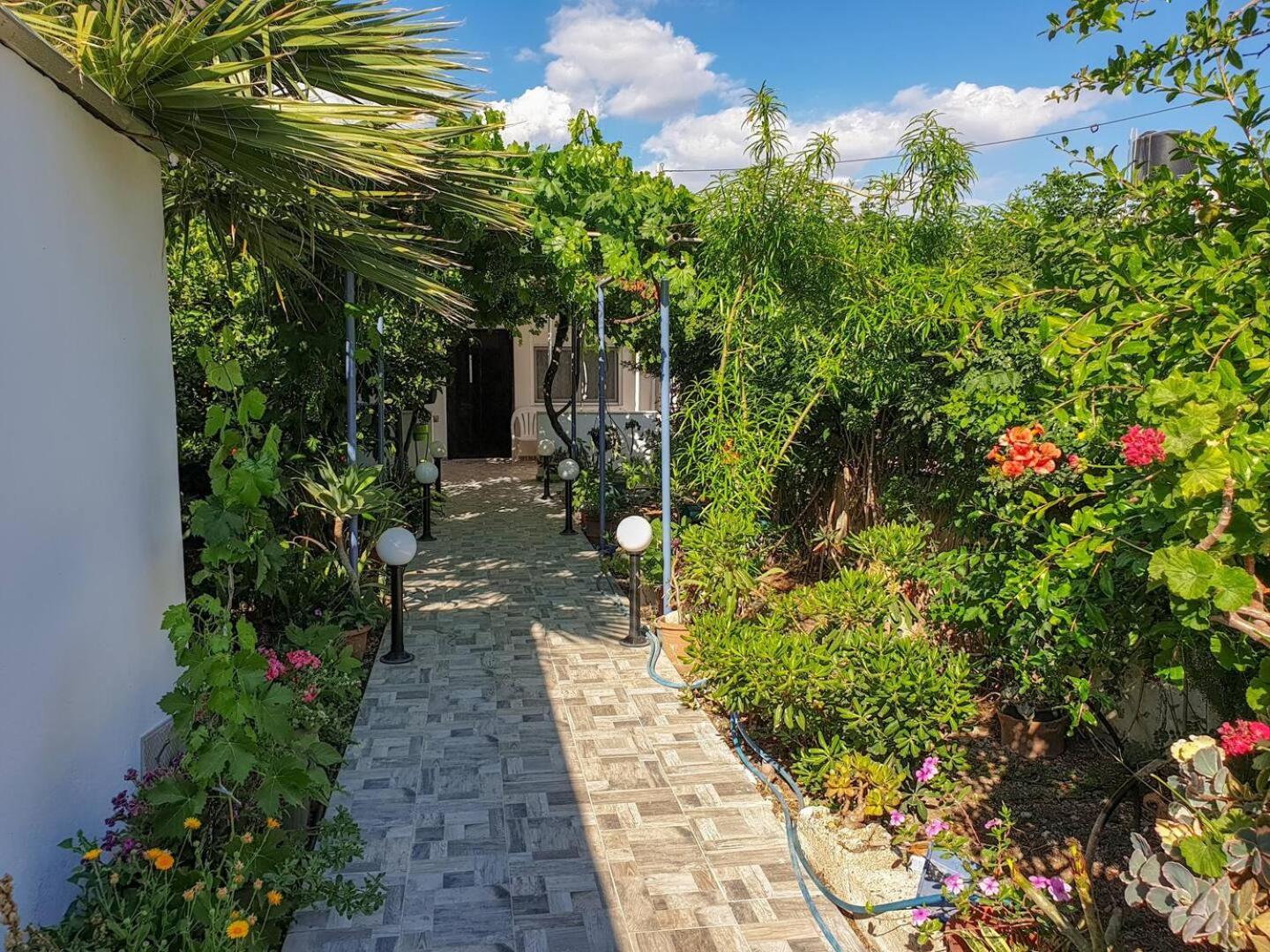 Вилла Maria'S House, With Garden Каламаки Экстерьер фото